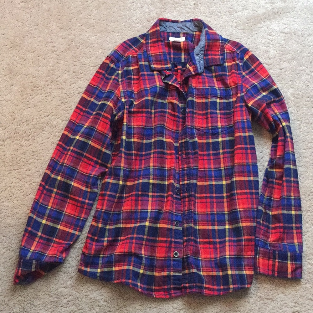 Boys long sleeve button down flannel shirt